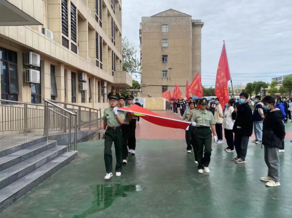 岳陽市江南通信職業(yè)技術(shù)學校,岳陽江南學校,岳陽江南通信學校,岳陽職業(yè)學校